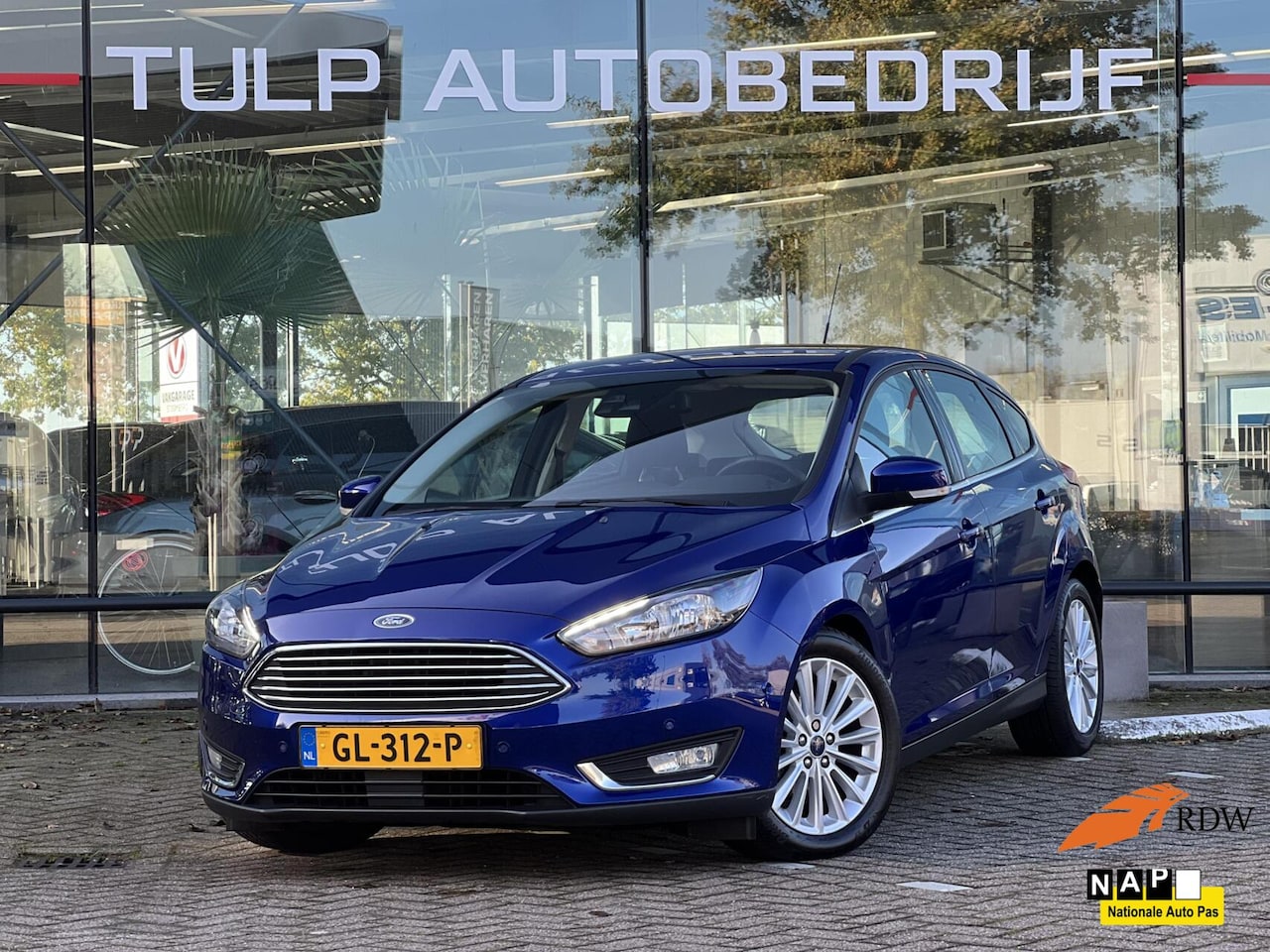 Ford Focus - 1.0 Titanium Ed. Clima Adapt.Cruise Park Assist - AutoWereld.nl