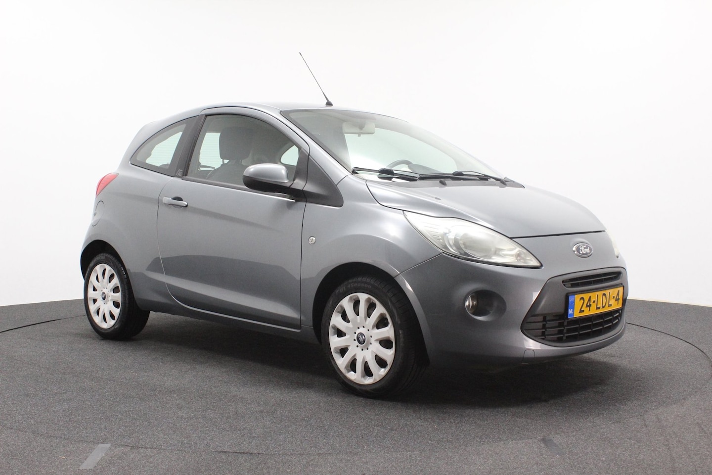 Ford Ka - 1.2 Cool&Sound | Airco | Goed onderhouden | Nieuwe APK | Elektrische ramen - AutoWereld.nl