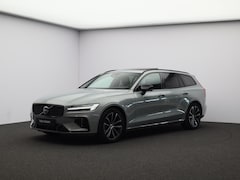 Volvo V60 - 2.0 T8 Plug-in hybrid AWD Plus Dark / Trekhaak / 360 Camera / Panoramadak / Head-Up Displa