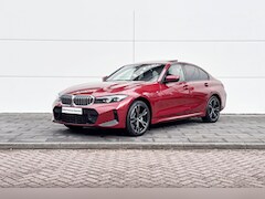 BMW 3-serie - Sedan 330e | M-Sport | Trekhaak | Schuif kanteldak |