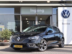 Renault Mégane - 1.3 TCe 140 pk Limited | Panorama Dak | Trekhaak | LED | Cruise Control | Camera | Climate