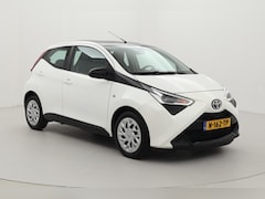 Toyota Aygo - 1.0 VVT-i x-play | Apple Carplay / Android Auto | Airco | Camera | DAB | Bluetooth