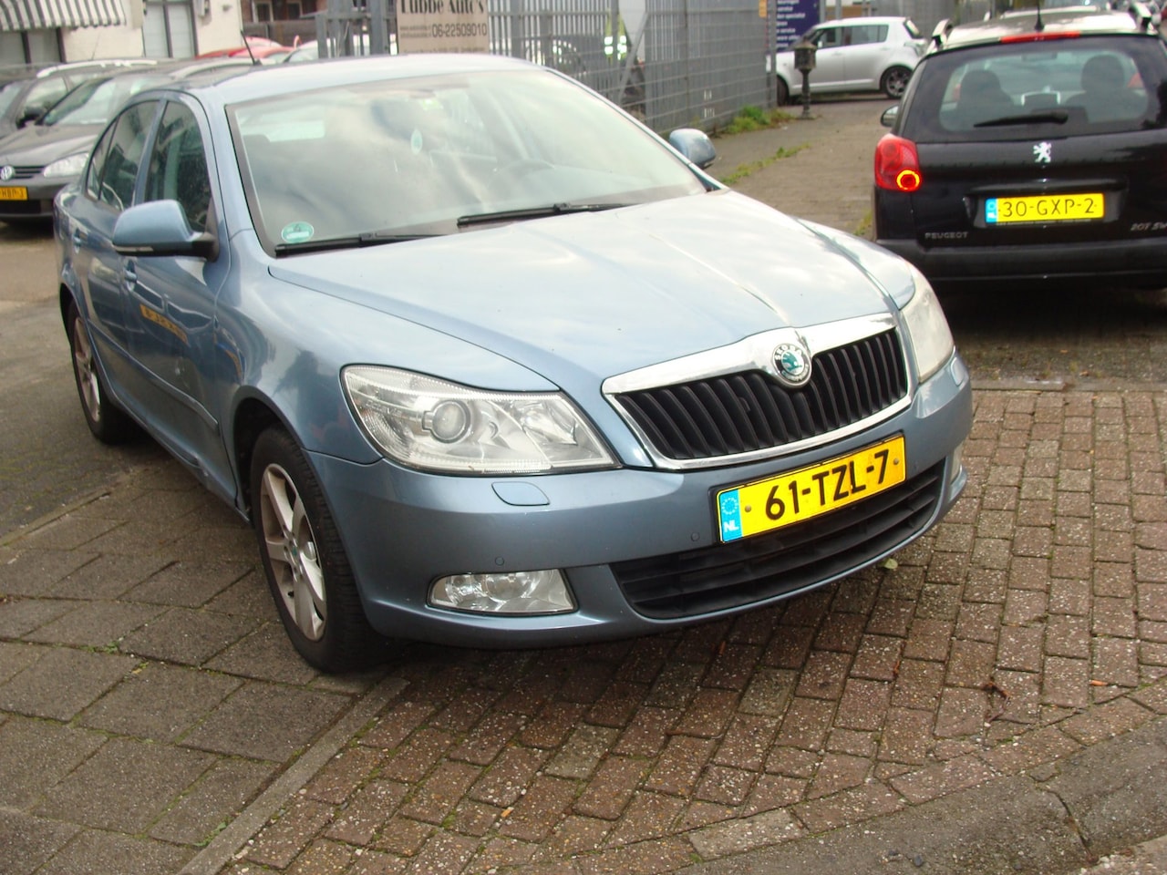 Skoda Octavia - 1.2 TSI Elegance autom(read texst)airco nap - AutoWereld.nl