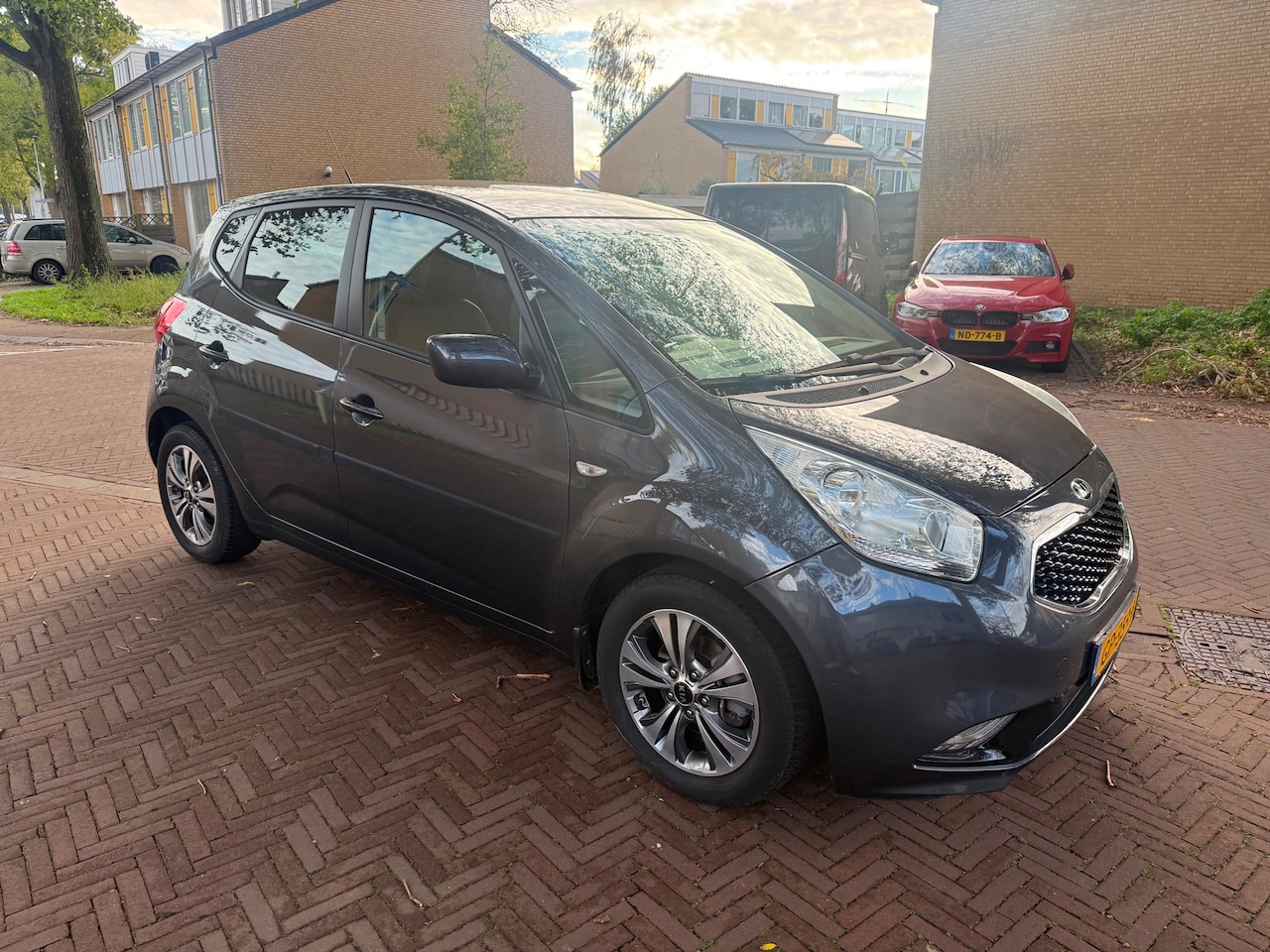 Kia Venga - UNIEK / AUTOMAAT / 39.000 NAP / Camera / Parkeersensoren - AutoWereld.nl