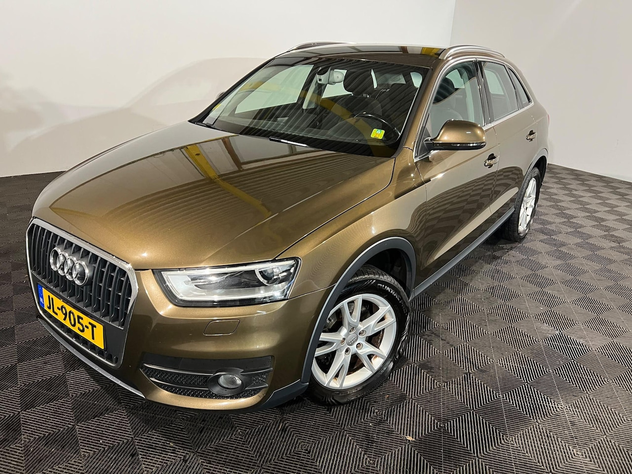 Audi Q3 - 2.0 TDI Pro Line 2.0 TDI Pro Line - AutoWereld.nl