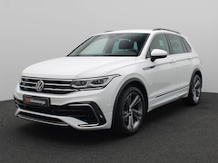 Volkswagen Tiguan - 1.5 TSI R-Line Business+ 150PK DSG Trekhaak, Matrix LED Verlichting, 19" LM Velgen, Navi,