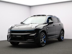 Lynk & Co 01 - 1.5 / Carplay / Camera / Adaptive Cruise / Panoramadak / Dodehoekdetectie / Stoelverwarmin