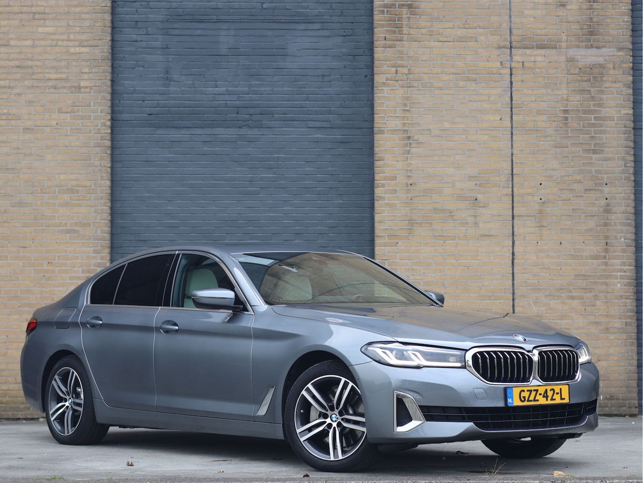 BMW 5-serie - 530e xDrive Luxury Line | Laser | Schuifdak | Ventilatie | HUD | Leder | - AutoWereld.nl