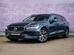 Volvo V60 - 2.0 B3 Essential Edition | Trekhaak | Achteruitrijcamera | Parkeersensoren | Privacy Glas