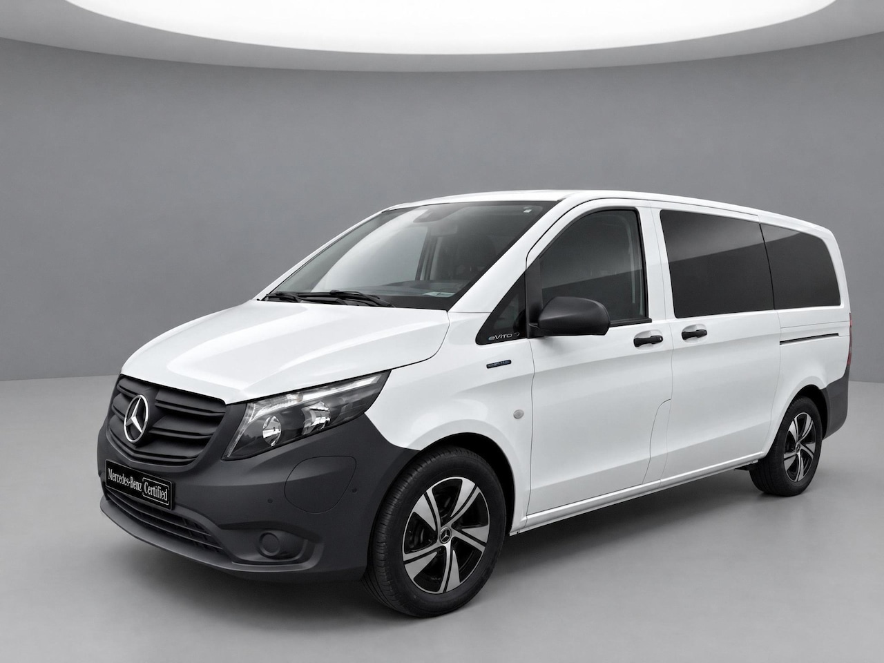 Mercedes-Benz eVito Tourer - 129 PRO L2 90 kWh 129 PRO L2 90 kWh - AutoWereld.nl