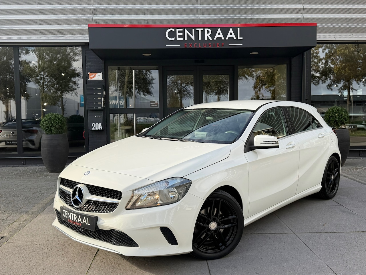 Mercedes-Benz A-klasse - 160 Urban Edition Cruiscontrol|Airco|Navi - AutoWereld.nl
