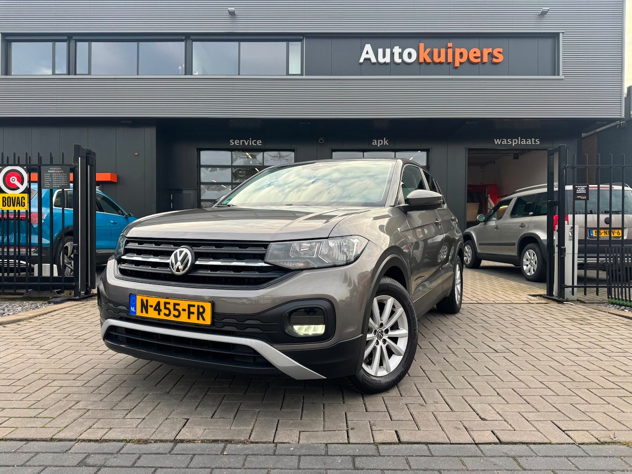 Volkswagen T-Cross - 1.0 TSI | Trekhaak | Dodehoeksensoren | Stoelverwarming - AutoWereld.nl