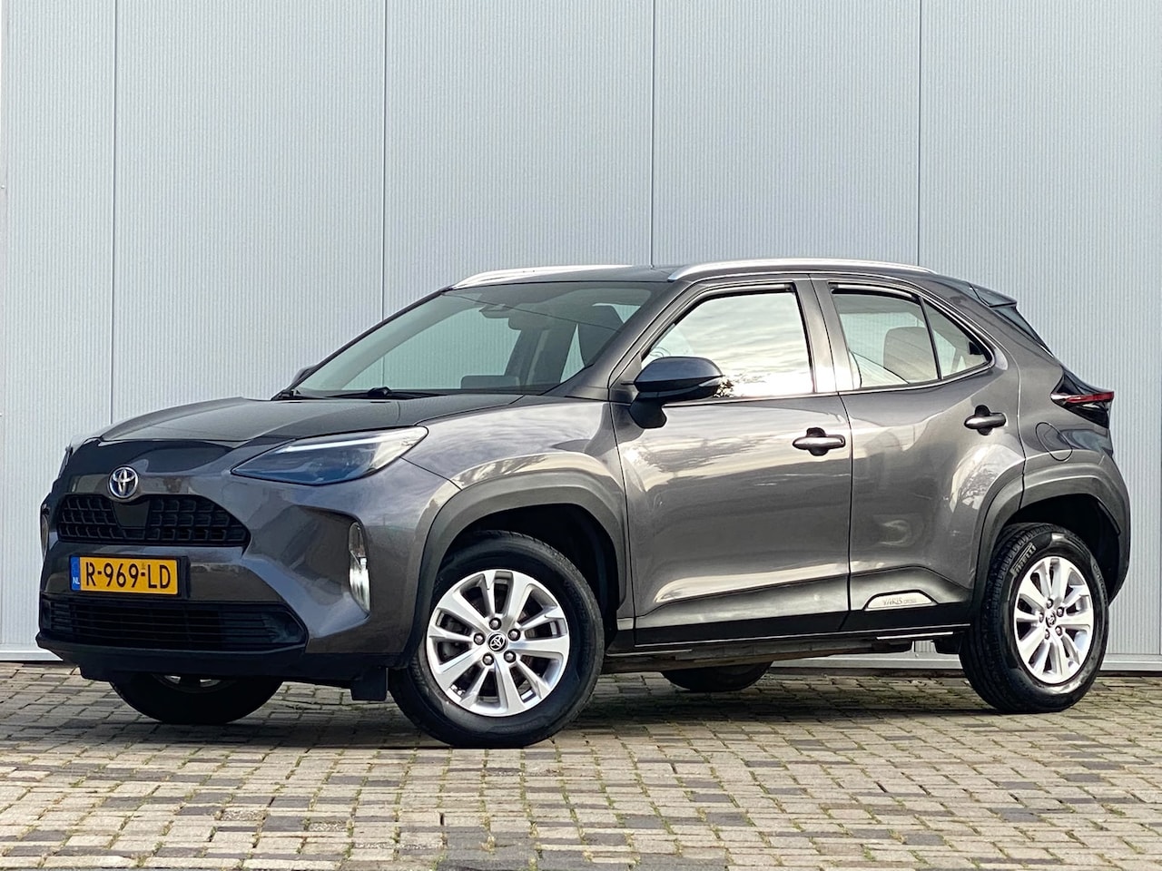 Toyota Yaris Cross - 1.5 Hybrid Business 1.5 Hybrid Business - AutoWereld.nl