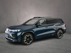 Volkswagen Tayron - R-Line Edition 1.5 TSI eHybrid 272pk DSG Automaat Trekhaak, Black Style, Panoramadak, Adap