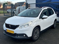 Peugeot 2008 - 1.2 PureTech Blue Lion / GLAZENDAK / TREKHAAK / AIRCO / NAP
