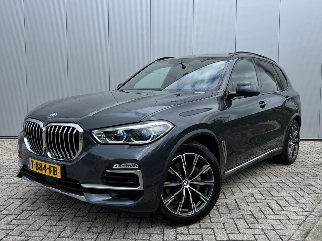 BMW X5 - xDrive30d High Exe X-Line Luchtvering Trekhaak 3500 kg Panoramadak Laser licht Koplampen H - AutoWereld.nl