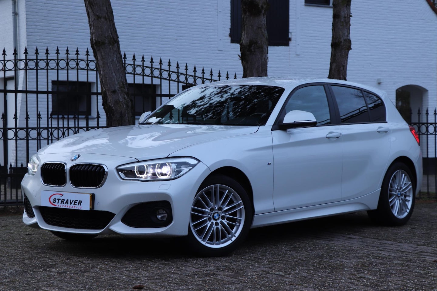 BMW 1-serie - 118i High Executive |M-Sport |Harman/Kardon |Camera |Navi PRO - AutoWereld.nl