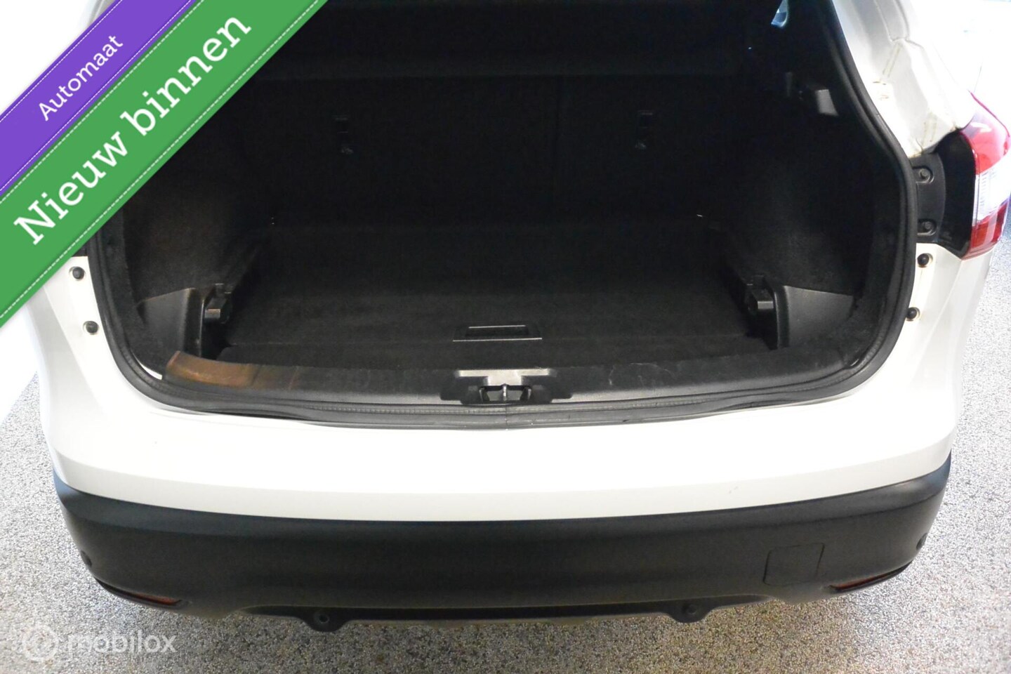Nissan Qashqai - 1.2 N-Connecta Automaat *RIJKLAARPRIJS!*