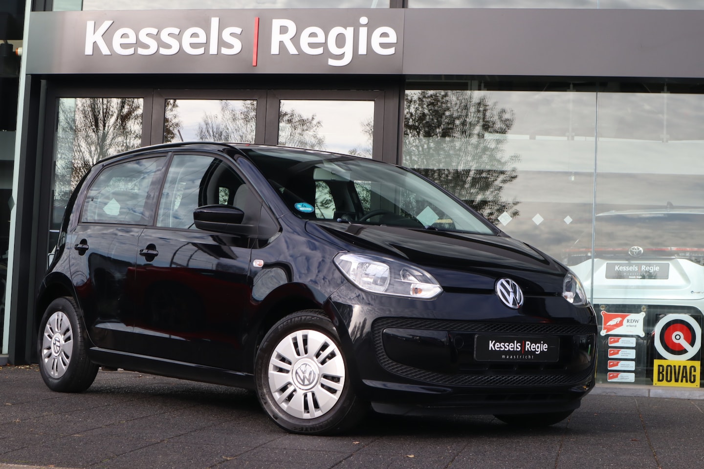Volkswagen Up! - 1.0 move up! BlueMotion | Bluetooth | Navi - AutoWereld.nl