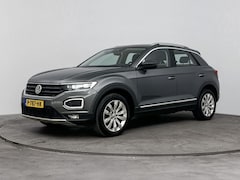 Volkswagen T-Roc - 1.5 TSI Sport Business R | ACC | Stoel+Stuurverwarming | Achteruitrijcamera | Lane Assist