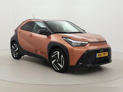 Toyota Aygo X - Hybrid 115 envy | Apple Carplay / Android Auto | Stoelverwarming | LED | Keyless | Adaptiv
