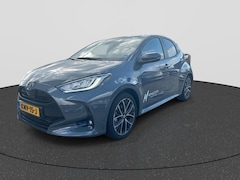 Toyota Yaris - 1.5 Hybrid 115 Dynamic Comfort Pack | RIJKLAAR | All-Seasonbanden | Navigatie | PDC | BSM