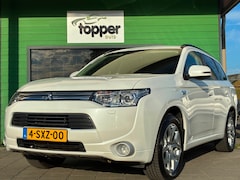 Mitsubishi Outlander - 2.0 PHEV Instyle|2e Eigenaar|Panoramadak|Camera|Navigatie|CruiseControl|Climatronic|Trekha