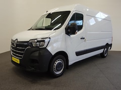 Renault Master - T33 2.3 dCi 135PK L2H2 BPM VRIJ Airco Cruise control Parkeersensoren Navigatie Trekhaak 3Z