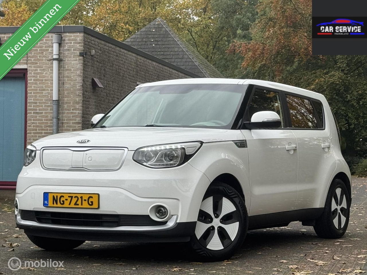 Kia e-Soul - EV ExecutiveLine 27 kWh|NAP|APK|2e EIG|NAVI|STLVW| - AutoWereld.nl