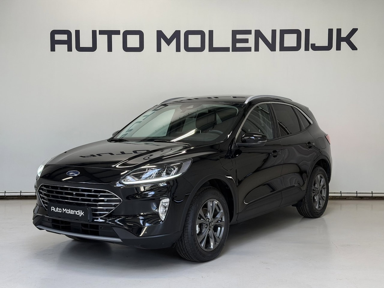Ford Kuga - 2.5 PHEV / ALS NIEUW! / Camera / Winterpak / Navi / 18 inch ST line / el. klep - AutoWereld.nl