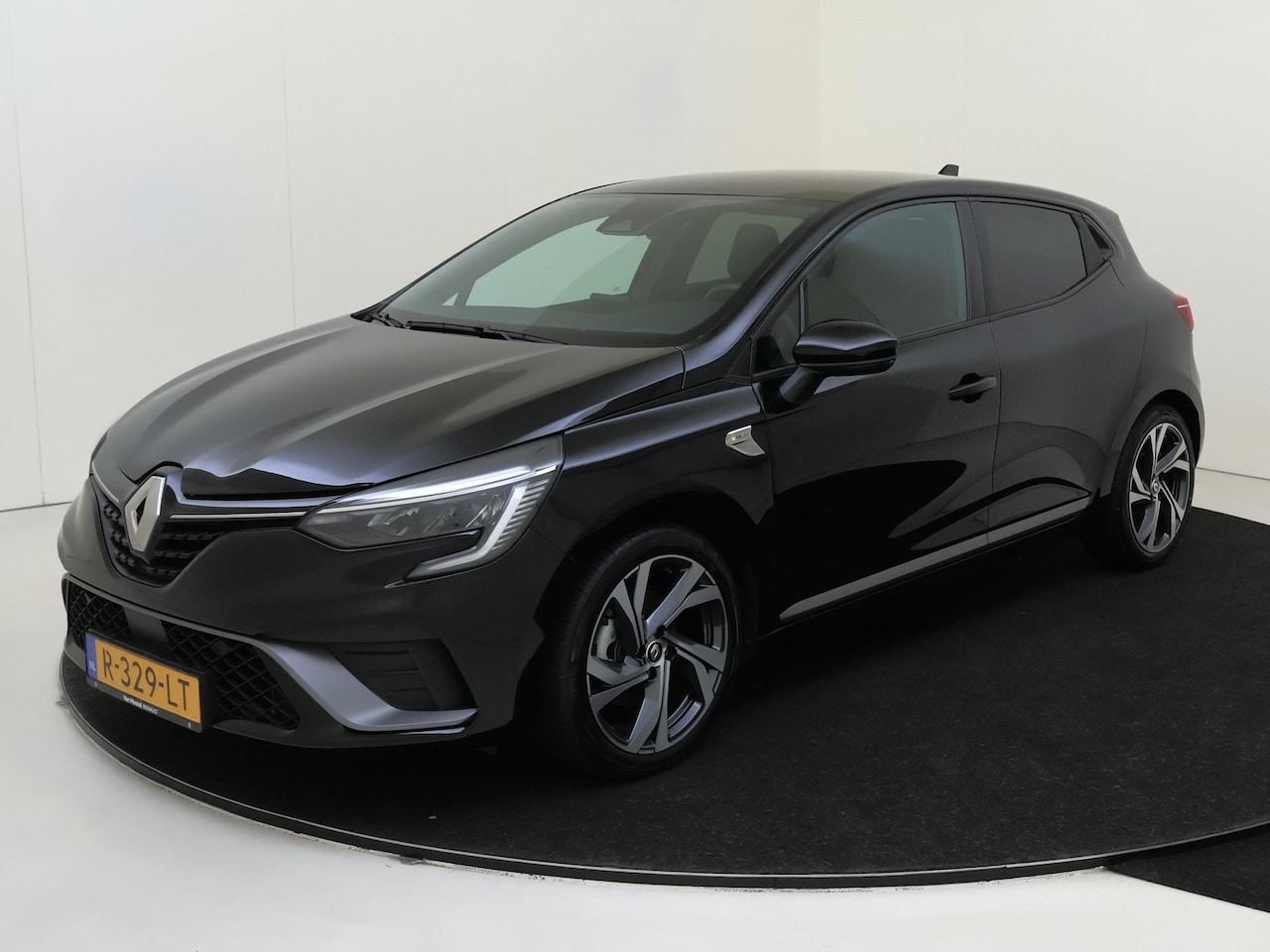Renault Clio - 1.6 E-Tech Hybrid 145 R.S. Line Apple Carplay/Android | cruise control | electronic climat - AutoWereld.nl