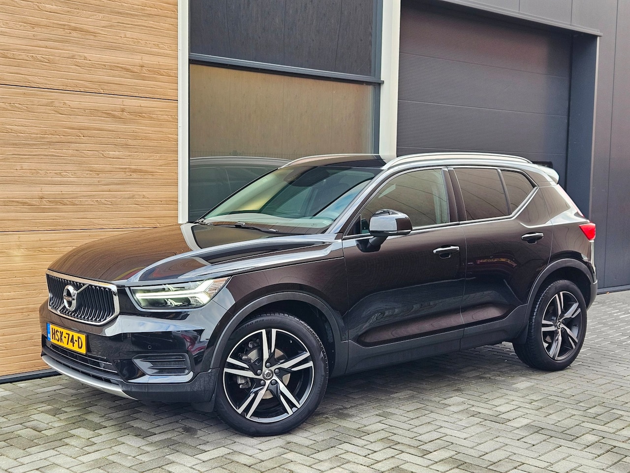 Volvo XC40 - 1.5 T3 Momentum 19" Keyless Camera Carplay - AutoWereld.nl