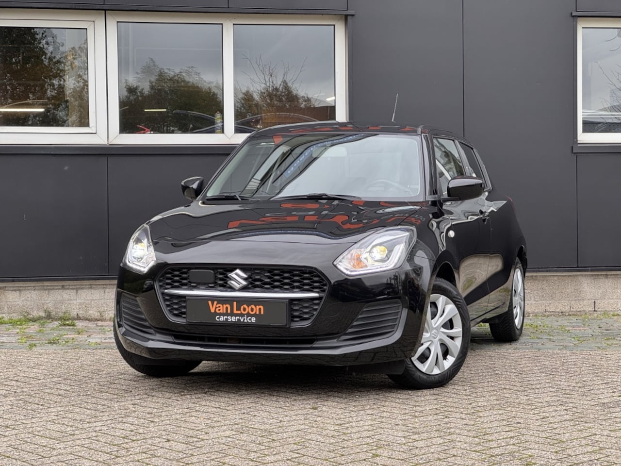 Suzuki Swift - 1.2 Comf Smart Hybrid|Adapt cruise control|Airco|LED koplampen|ESP|Hill Hold| - AutoWereld.nl