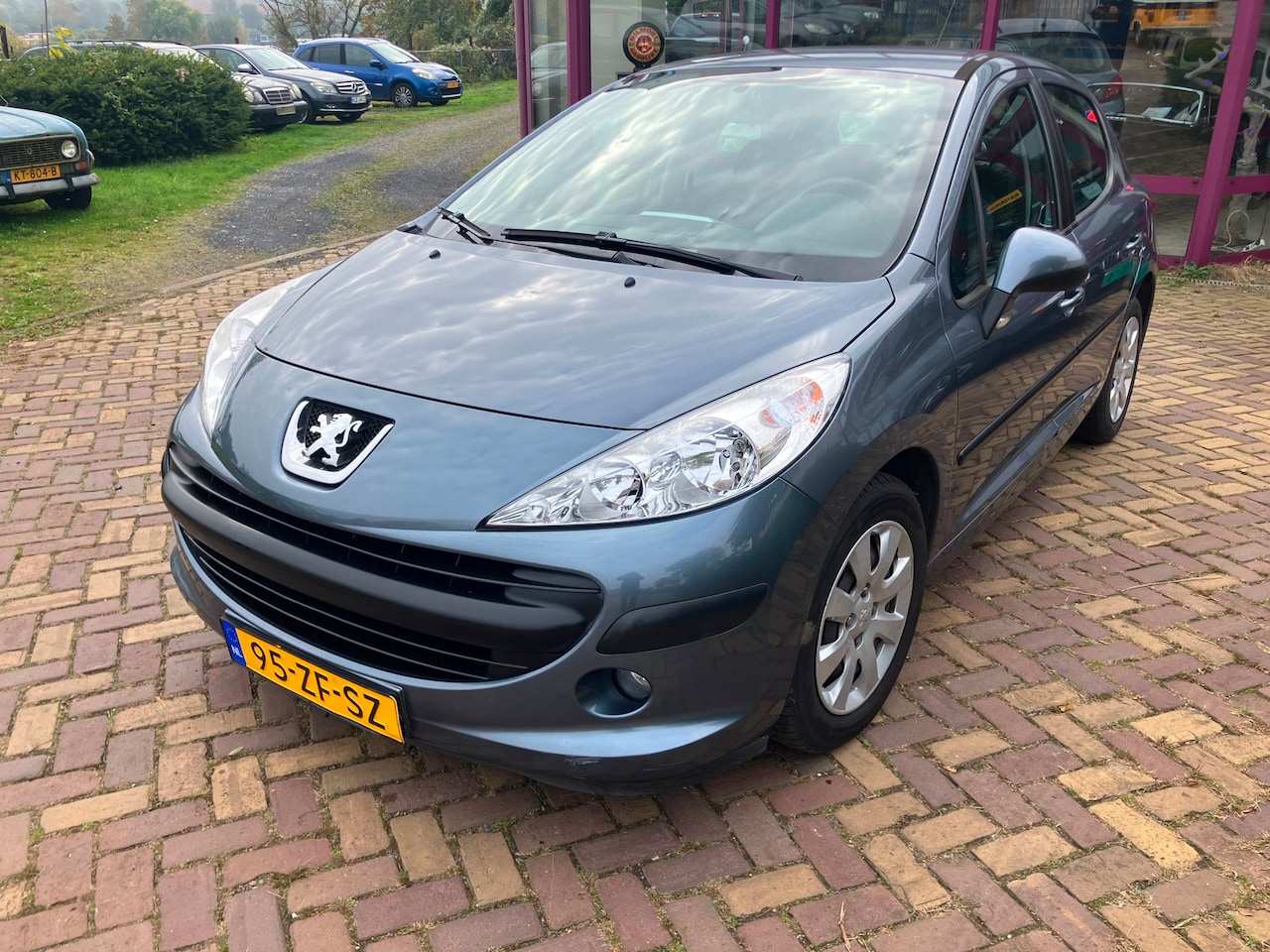 Peugeot 207 - 1.4-16V Color-line 1.4-16V Color-line - AutoWereld.nl