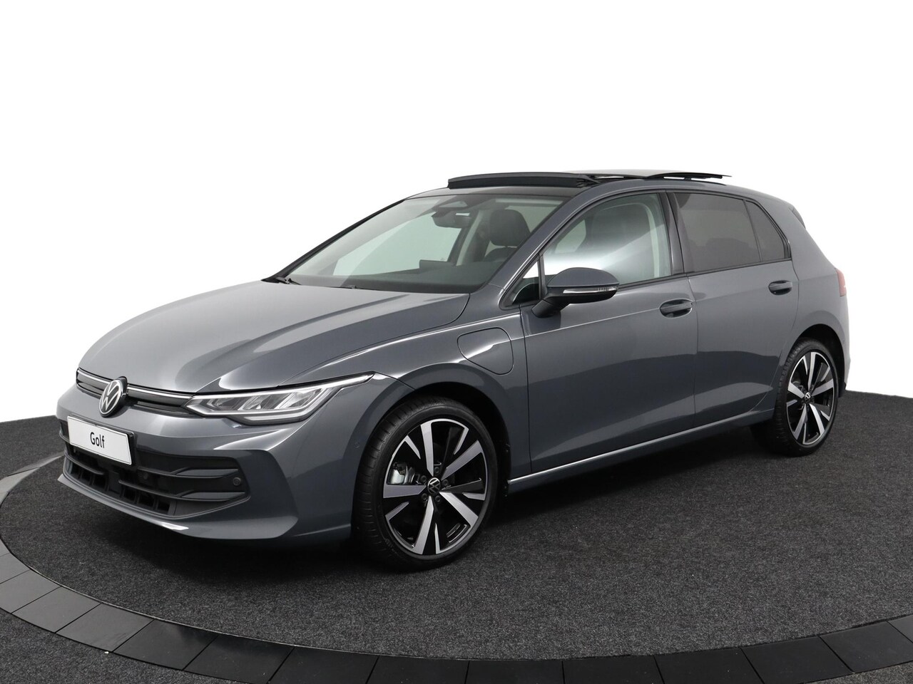 Volkswagen Golf - Life Edition 1.5 eHybrid 150 kW / 204 PK Hatchback [ - AutoWereld.nl