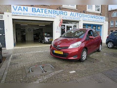 Toyota Yaris - 1.0 VVT-i Now | Carplay | Airco | 4 nieuwe All Seasons banden | Financ. v.a. € 148, - p/m
