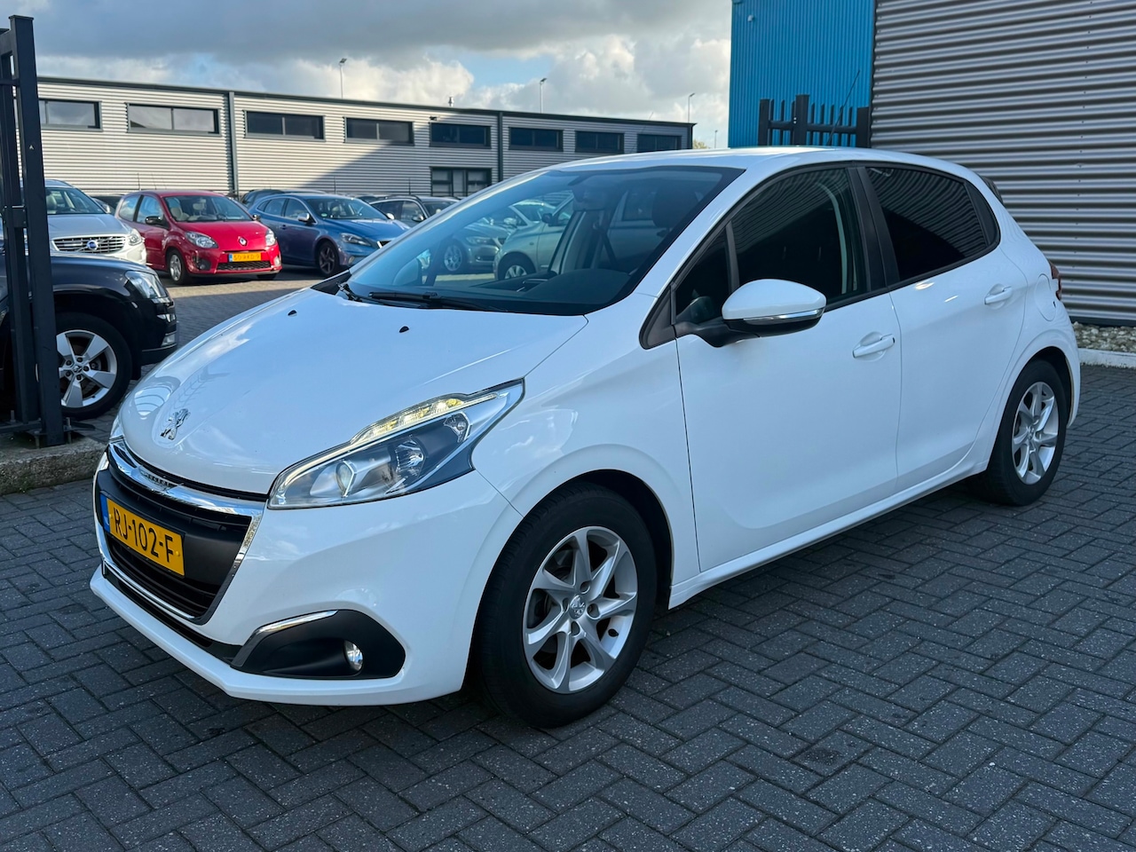 Peugeot 208 - 1.2 PureTech Blue Lion 1.2 PureTech Blue Lion - AutoWereld.nl