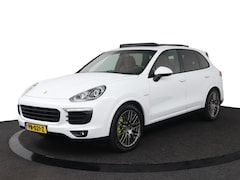 Porsche Cayenne - 3.0 S E-Hybrid Platinum Edition |NAP|1e eigenaar|SportChrono|Pano|Memory