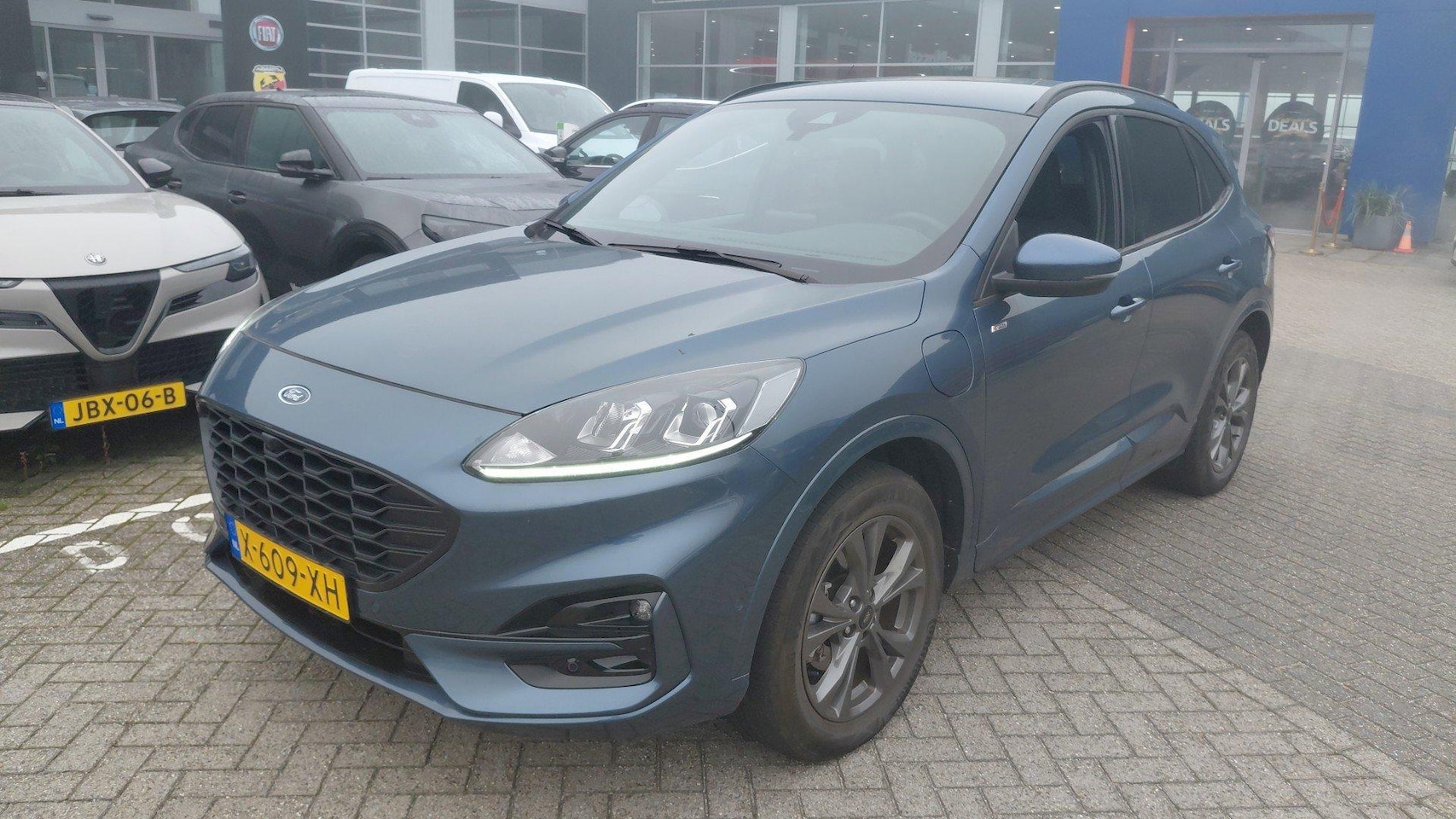 Ford Kuga - 2.5 PHEV ST-Line | Apple Carplay/Android Auto | Winter Pakket | Camera | Led Verlichting | - AutoWereld.nl