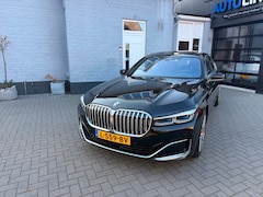 BMW 7-serie - 745e | HUD | SOFTCLOSE | 360 gr CAMERA | SCHUIFDAK |