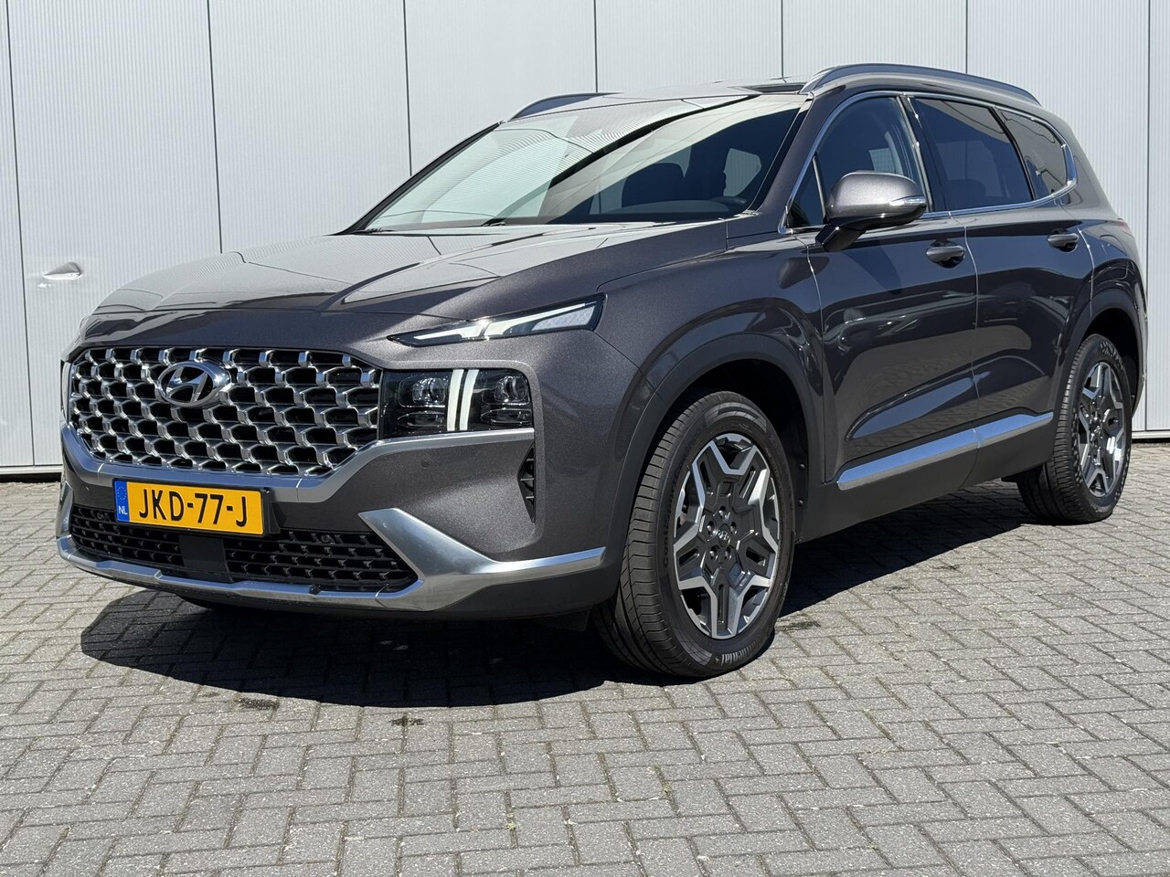 Hyundai Santa Fe - 1.6 T-GDI PHEV Premium / AWD / Fabrieksgarantie tot 1/7/2027 / Dealer onderhouden  / EAER - AutoWereld.nl