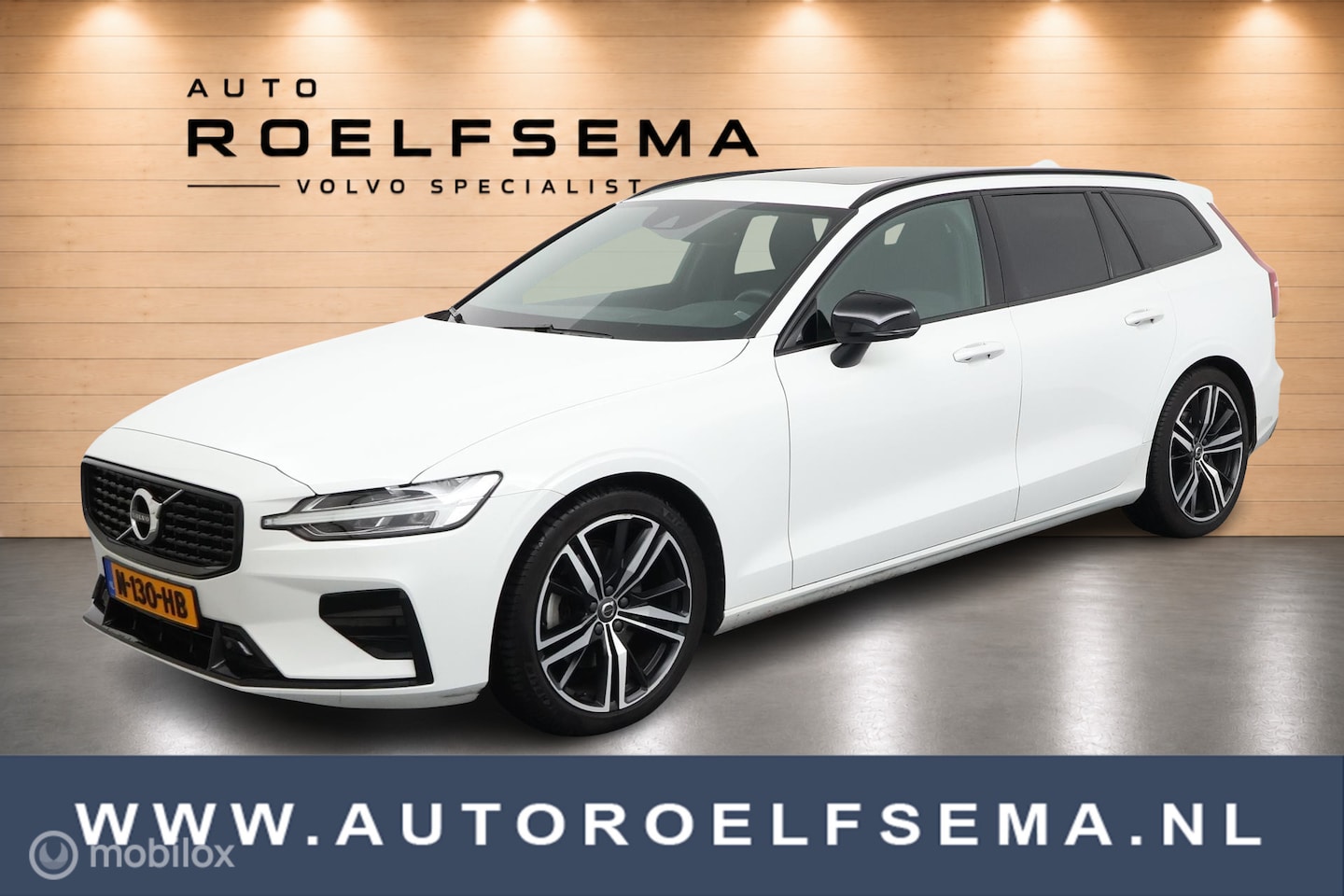 Volvo V60 - 2.0 B3 R-Design | Adaptieve Cruise | Panoramadak | Harman Kardon | Memory | Verwarmbare Vo - AutoWereld.nl
