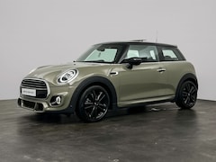 MINI 3-Deurs - 1.5 Cooper | John Cooper Works Uitvoering | Comfort Access | Glazen panoramadak | Automati