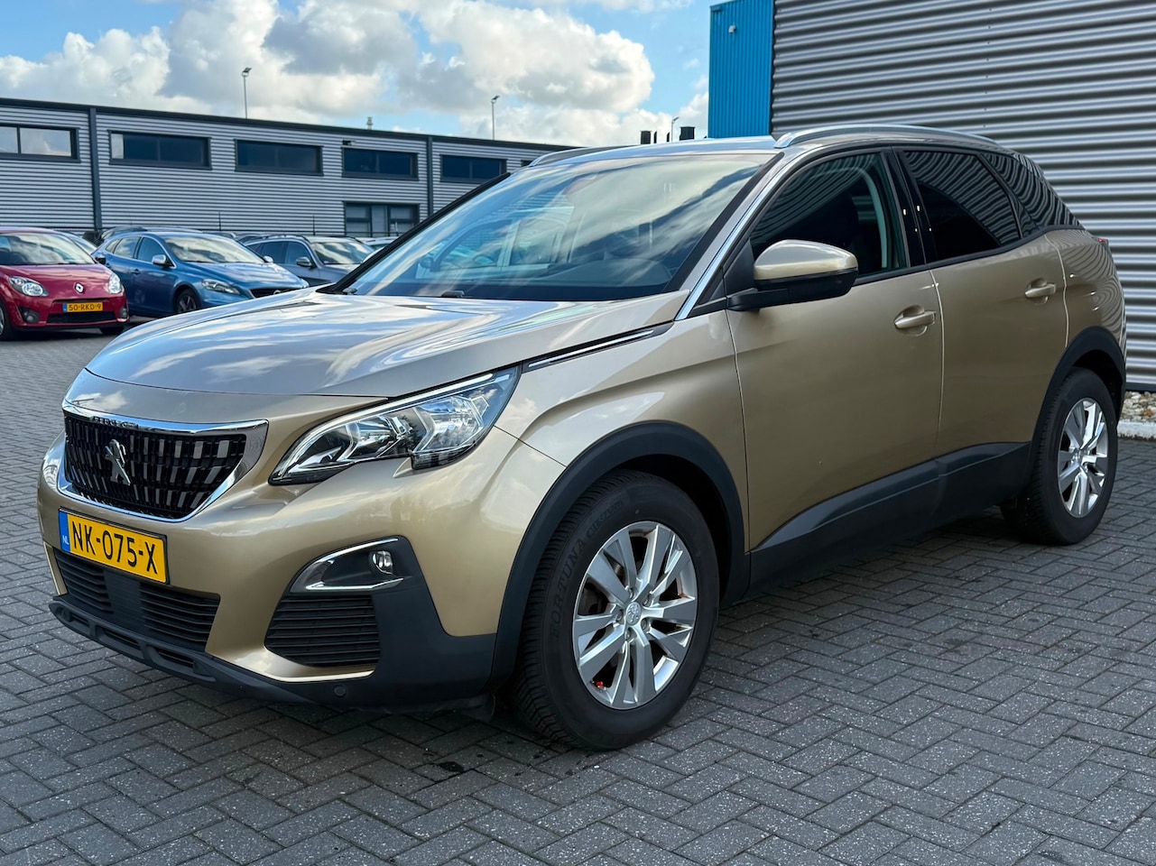 Peugeot 3008 - 1.2 PureTech Blue Lease Executive 1.2 PureTech Blue Lease Executive - AutoWereld.nl