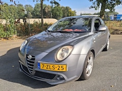 Alfa Romeo MiTo - 1.4 LET OP DRUKLAGER HOORBAAR