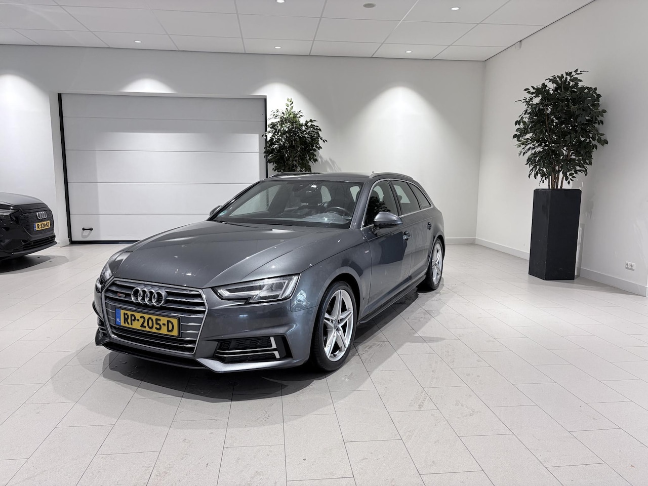 Audi A4 Avant - 1.4 TFSI Sport S line Edition 1.4 TFSI Sport S line edition - AutoWereld.nl