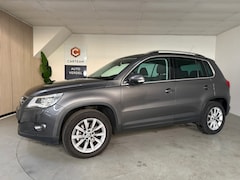 Volkswagen Tiguan - 1.4 TSI Sport&Style Airco, LMV, Trekhaak, Panodak, Nieuwstaat