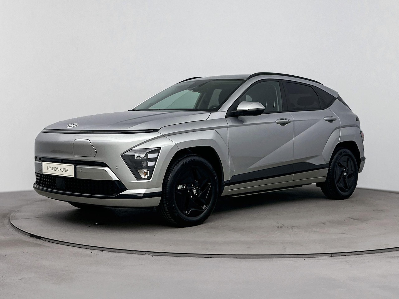 Hyundai Kona Electric - Long Range Pure Edition 64.8 kWh | Nieuw | Direct leverbaar! | Stoel + stuurverwarming | W - AutoWereld.nl