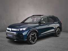 Volkswagen Tiguan - R-Line Edition 1.5 TSI eHybrid 272pk DSG Automaat Trekhaak, Panoramadak, Harman Kardon aud