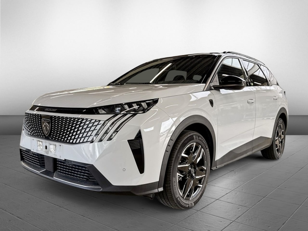 Peugeot 5008 - Hybrid 136 GT - AutoWereld.nl